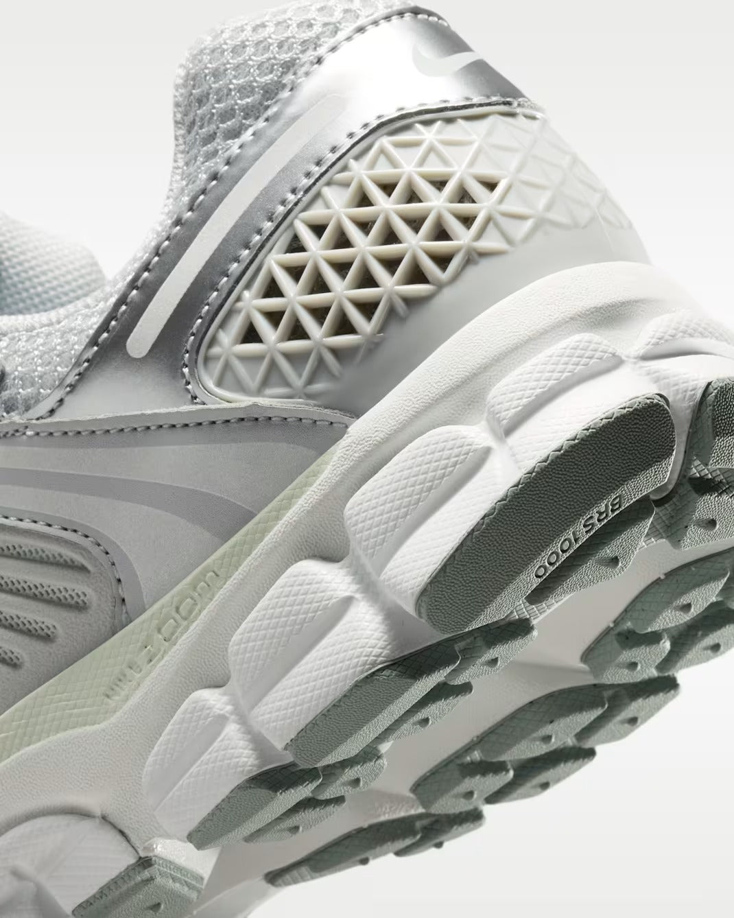 Nike Zoom Vomero 5