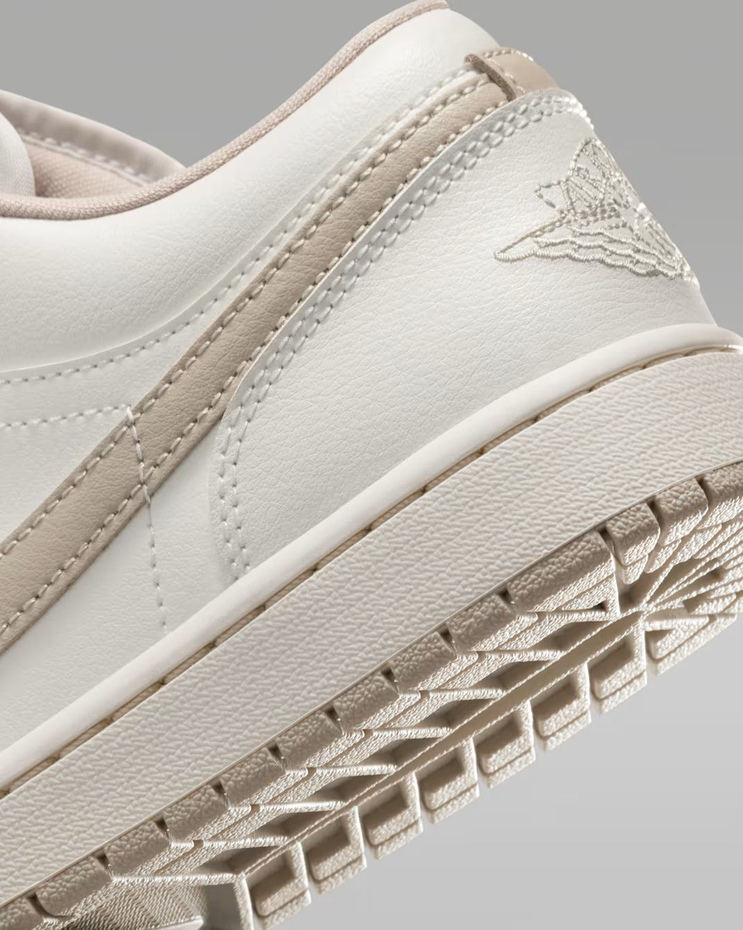 Air Jordan 1 Low Sail/Pale Ivory/Rattan