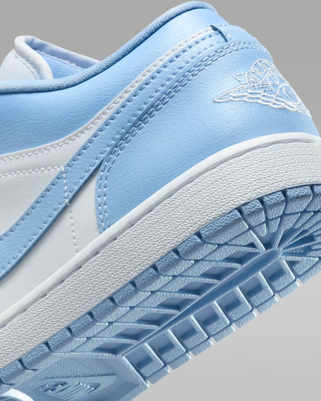 Air Jordan 1 Low White/Ice Blue
