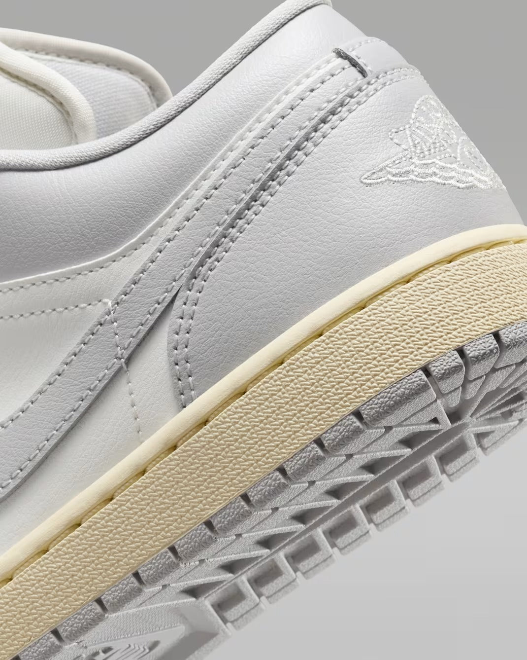 Air Jordan 1 Low Sail/Coconut Milk/Neutral Grey