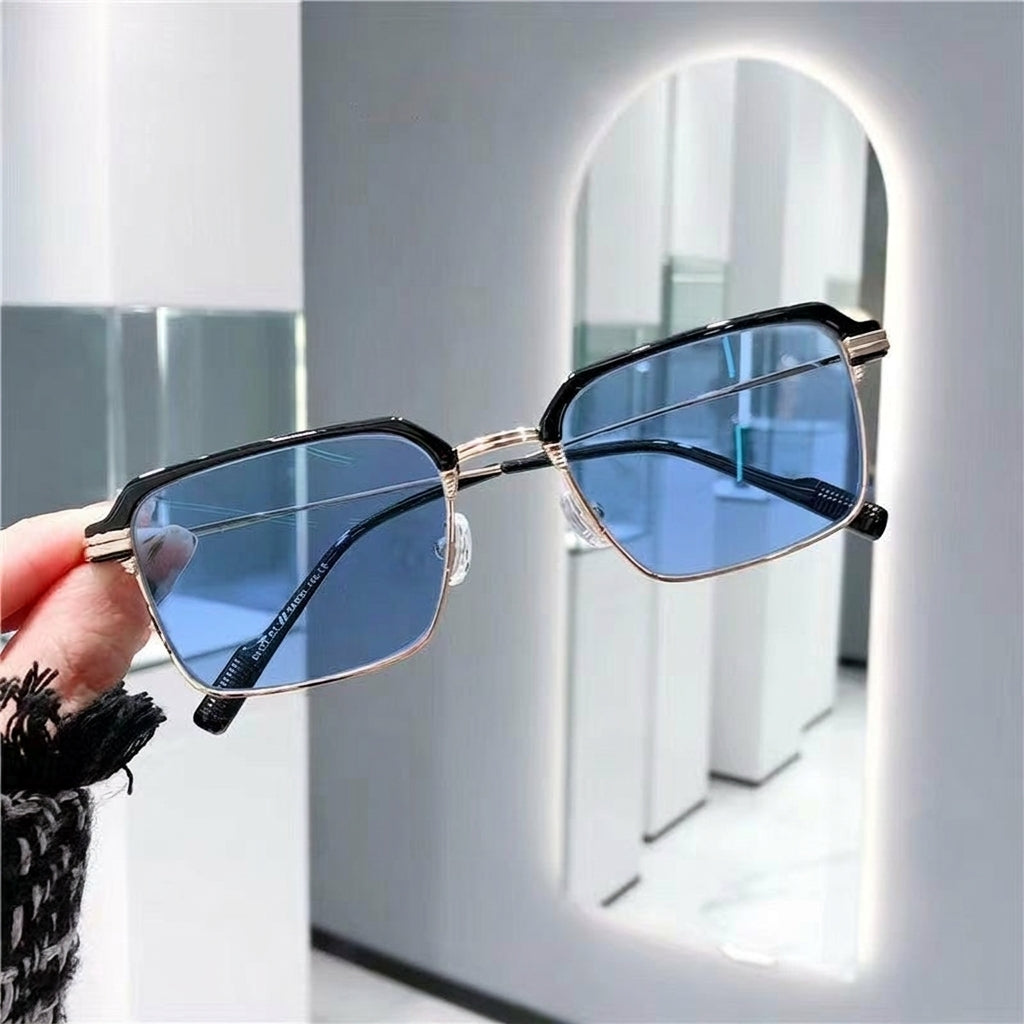 Photochromic glasses with blue light blocking