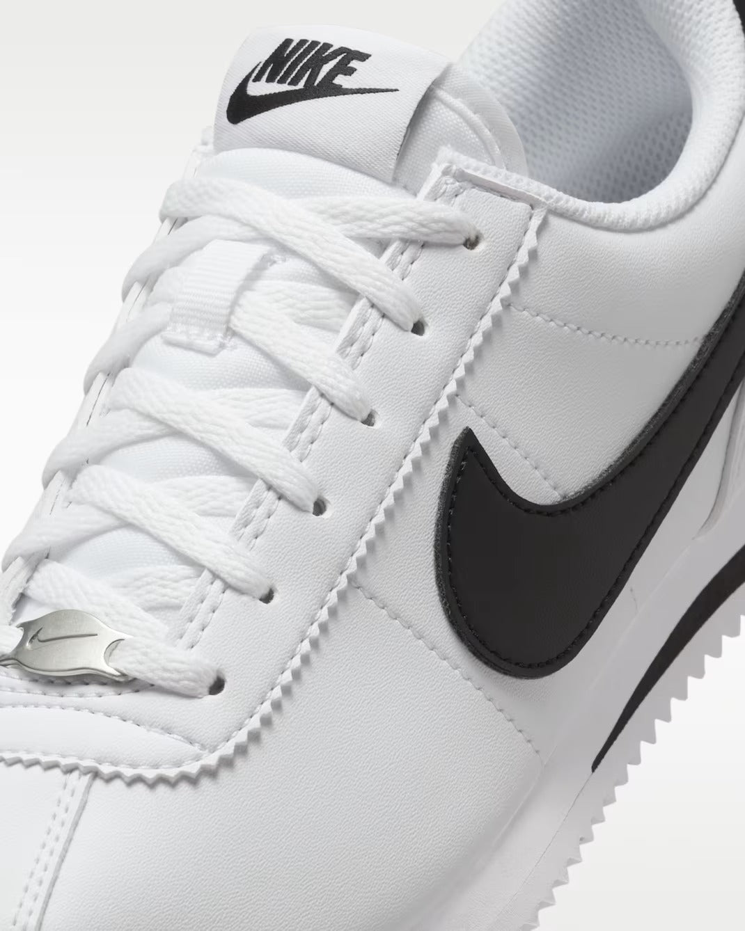 Nike Cortez White/Black