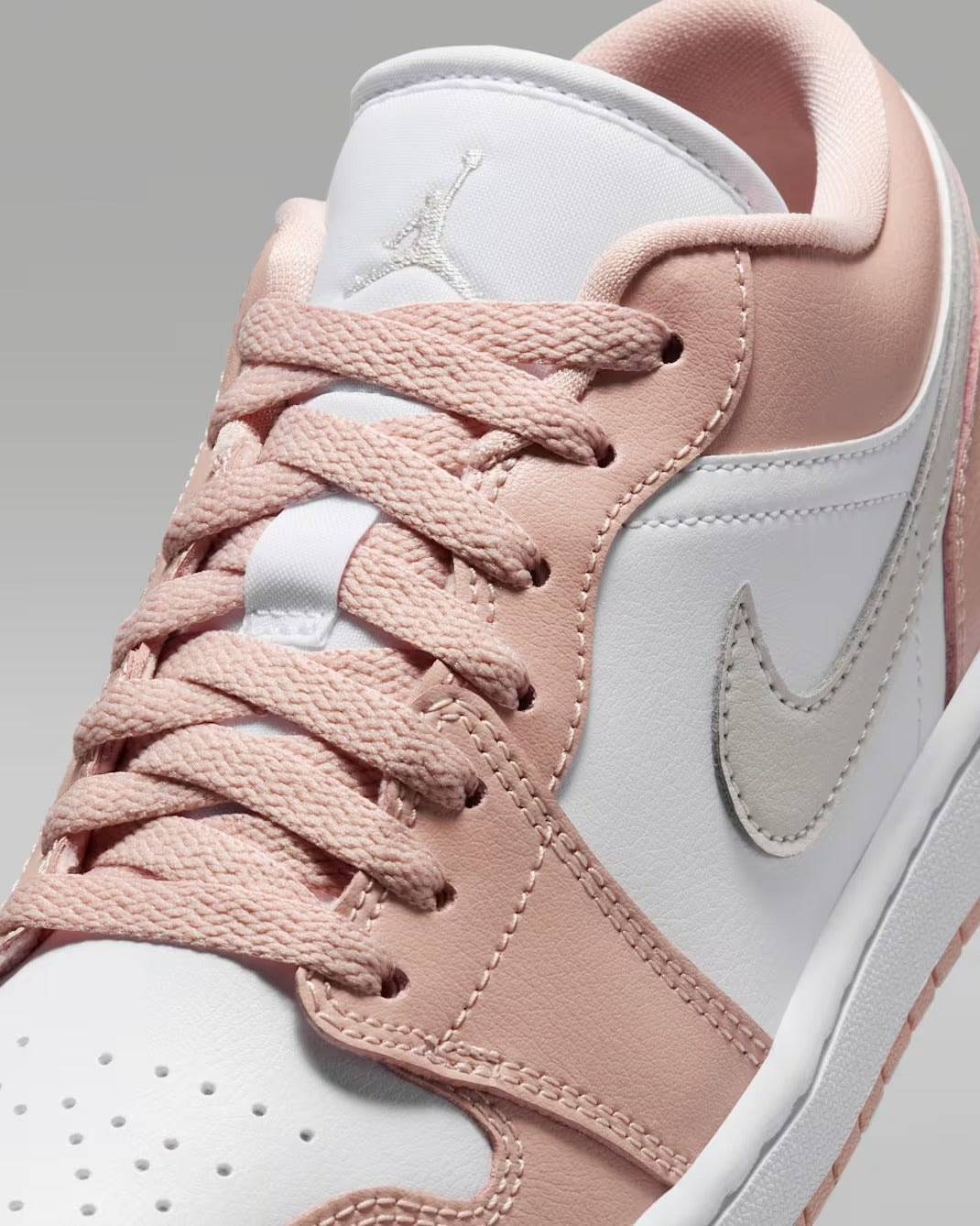 Air Jordan 1 Low White/Particle Beige/Light Bone