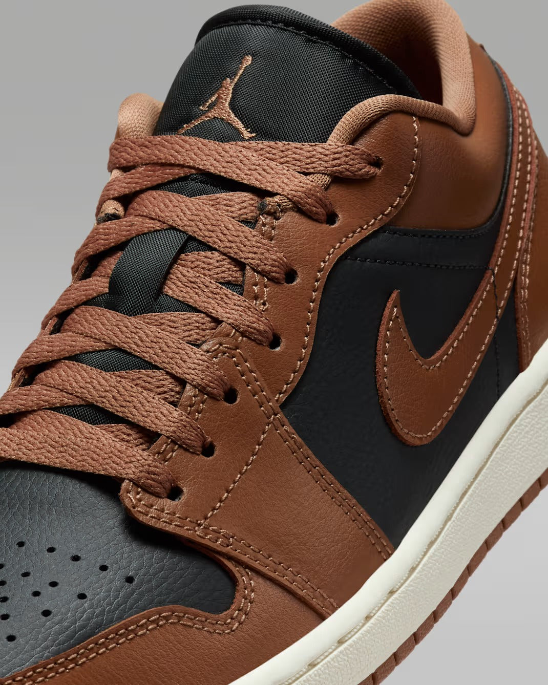 Air Jordan 1 Low Off-Noir/Sail/Archaeo Brown