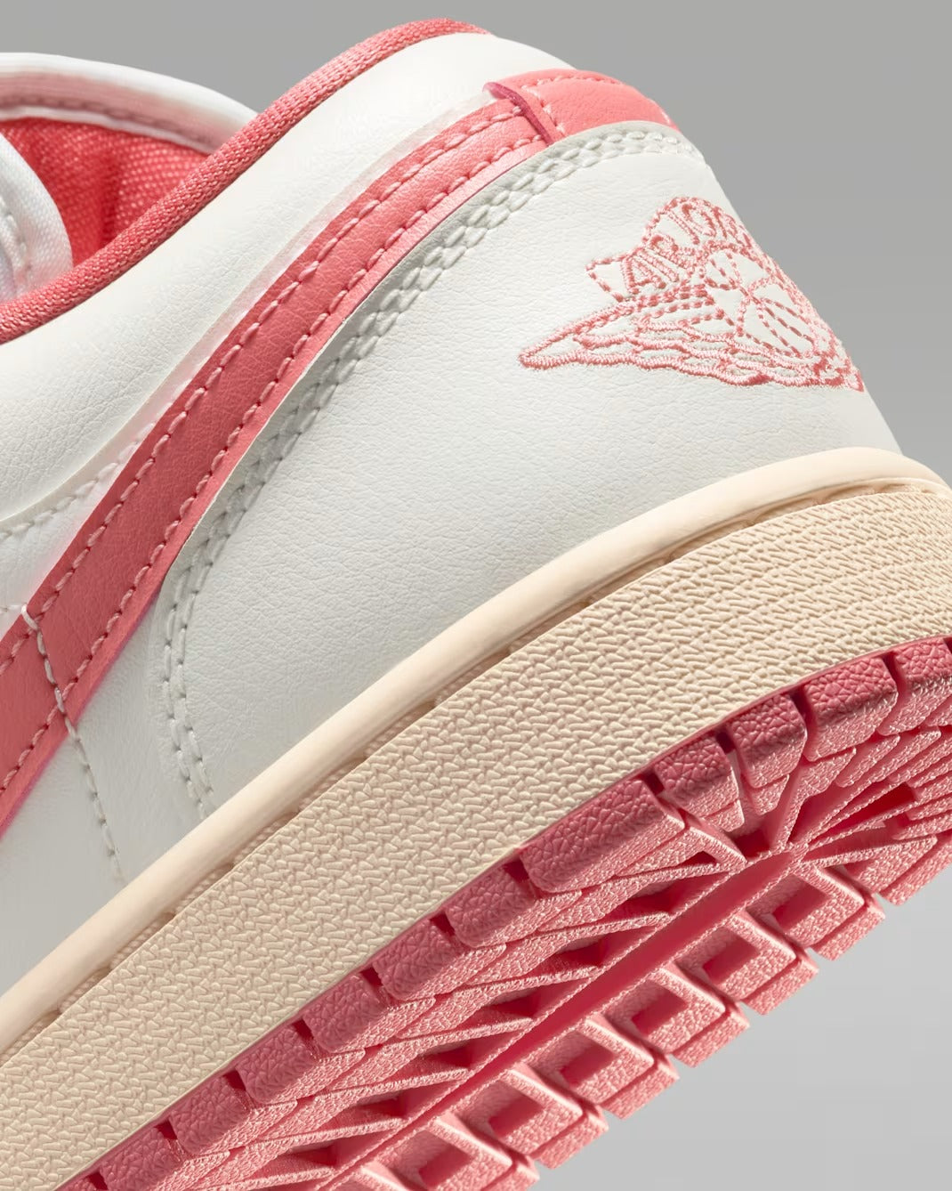 Air Jordan 1 Low Sail/Guava Ice/Pink Salt